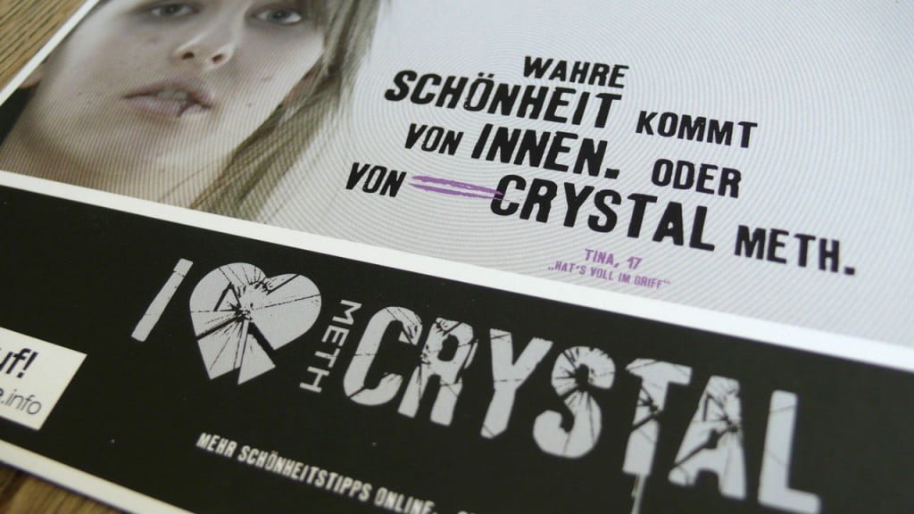 i-love-crystal-meth-kampagne-fuer-mindzone-wahre-schoenheit-kommt-von-innen-oder-von-crystal Kopie