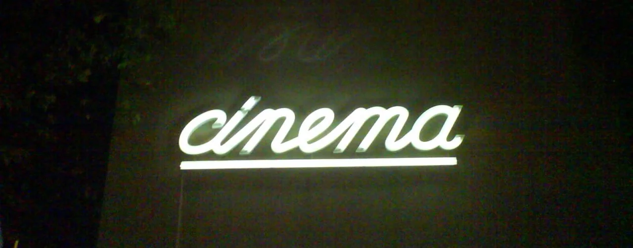 cinema-schriftzug-cc-by-2-by-pedro-2944296162_71af9ee844_o