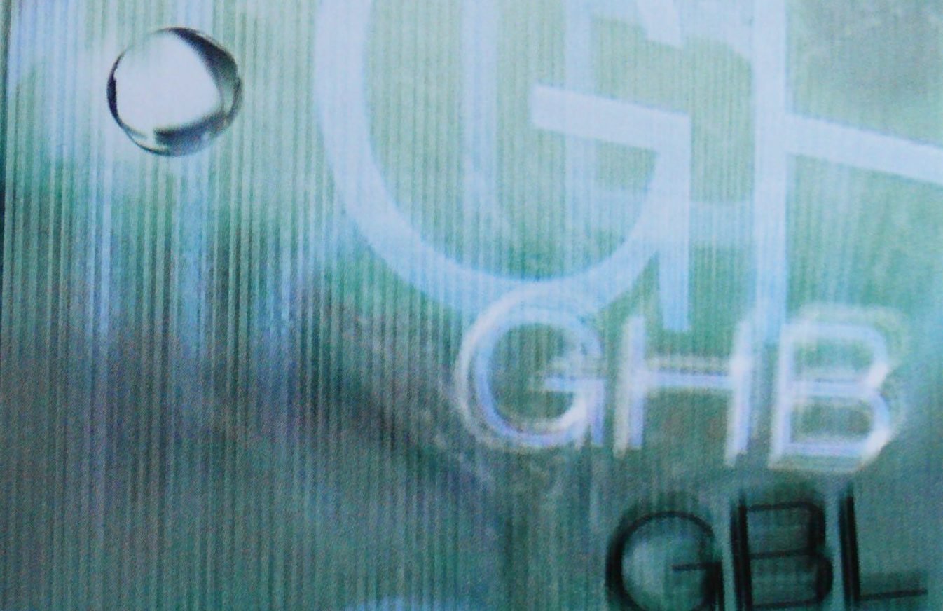 ghb-gbl-liquid-ecstasy-booklet-der-kampagne-fuer-mindzone-sauber-drauf-von-schoenereWelt-020-L1220269-croped[1]